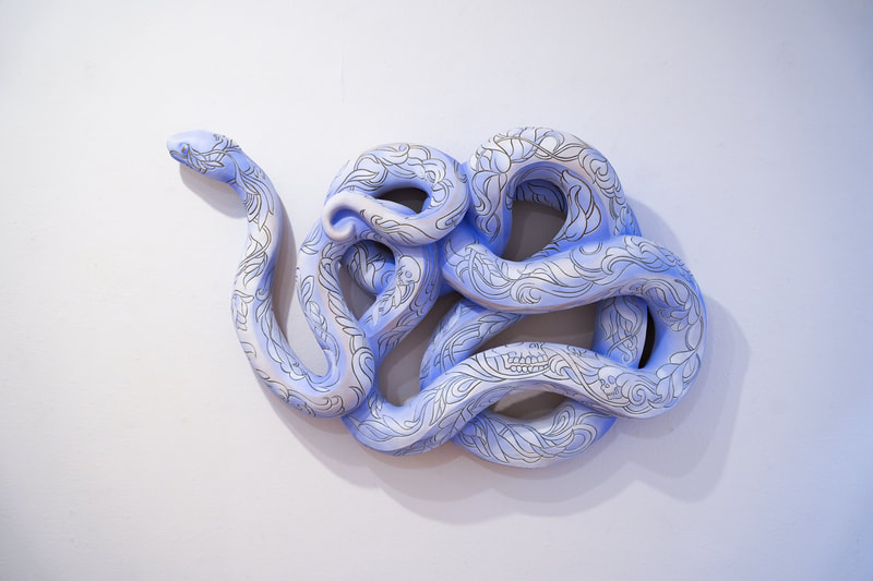 Body Contour — Snake